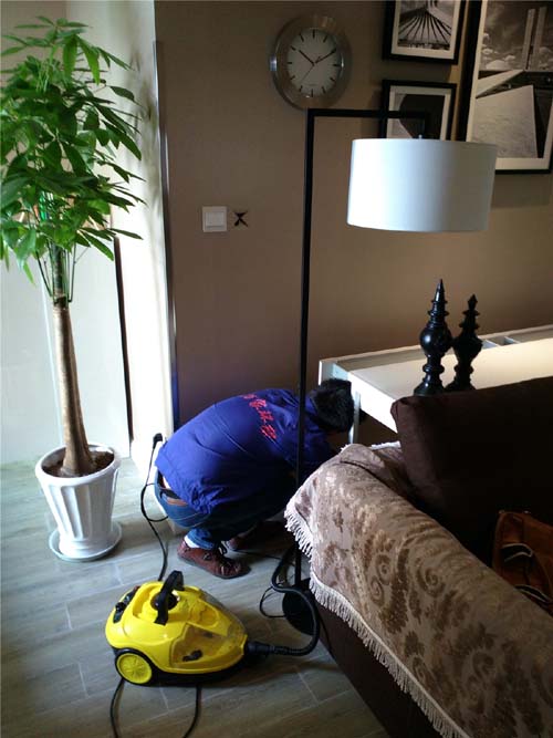 龙湖源著某住户施工现场