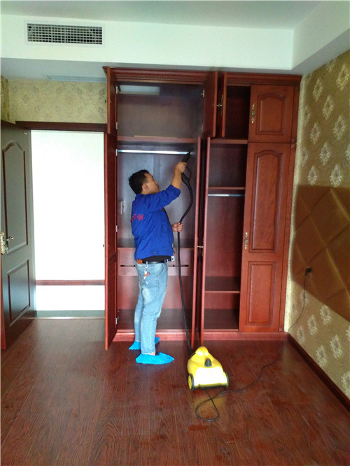 黄泥磅金玉满堂3栋某住户