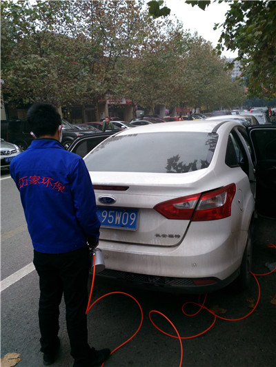 福特福克斯施工现场