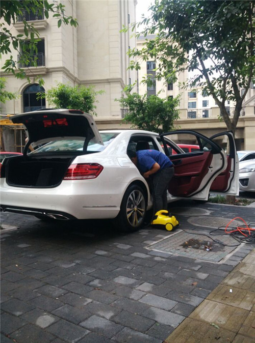 金沙水岸治理奔驰