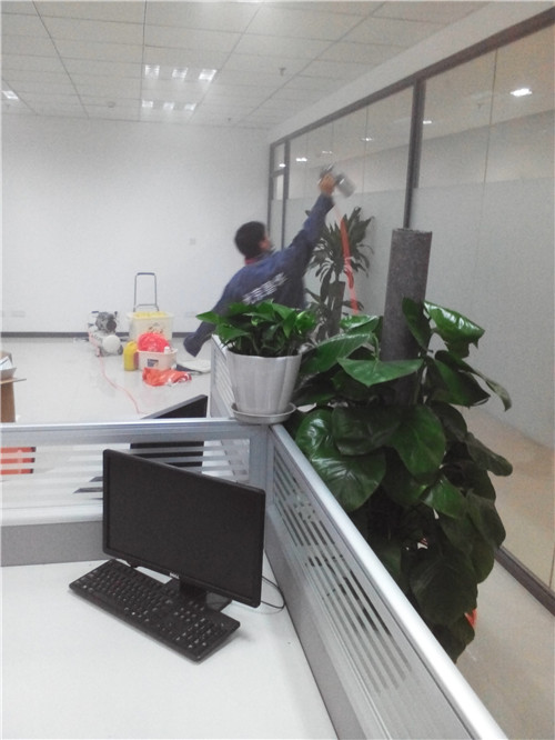 渝北港城工业园区某办公室施工现场